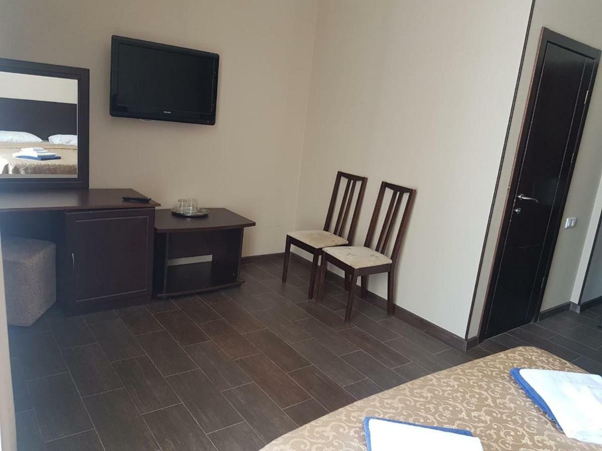 Hotel Lazurniy Bereg Gagry Zewnętrze zdjęcie