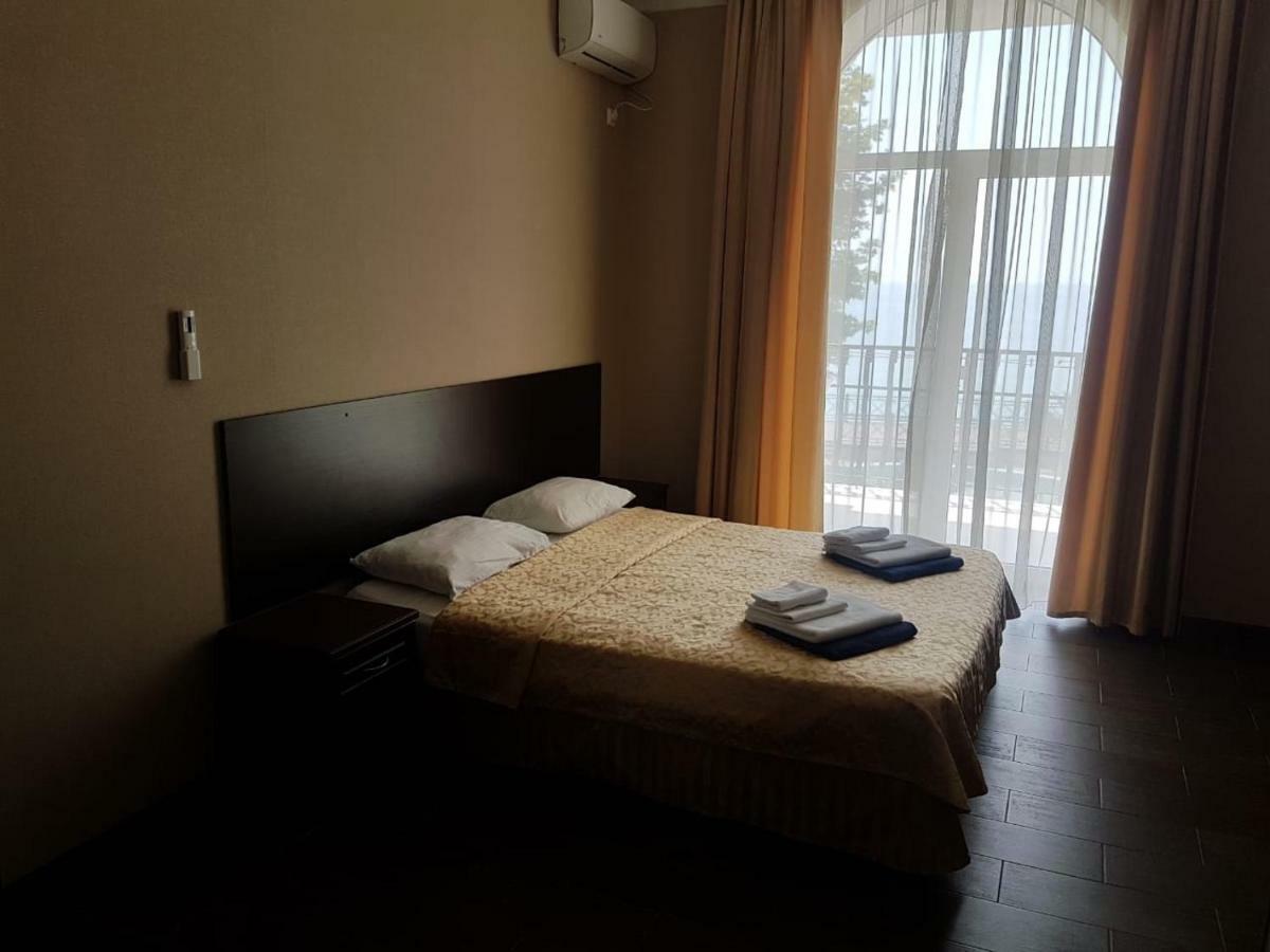 Hotel Lazurniy Bereg Gagry Zewnętrze zdjęcie