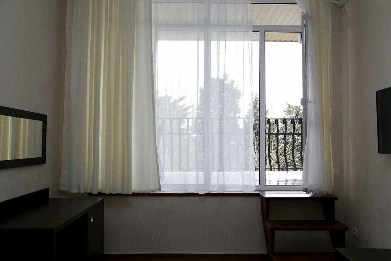 Hotel Lazurniy Bereg Gagry Zewnętrze zdjęcie
